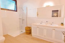 Apartamento en Los Realejos - LA FAJANA ,vistas al mar con terraza y jardín priv